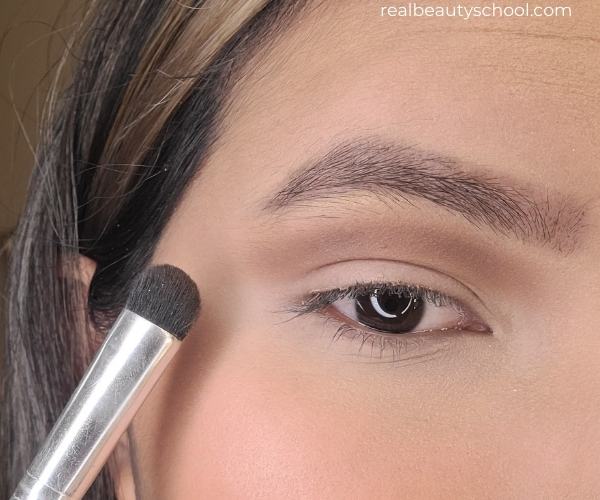 How to do a black smokey eye, step by step tutorial 