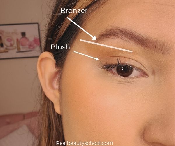 how to lift your eyes with makeup