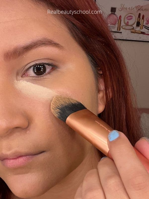 How to hide dark circles with lighter concealer