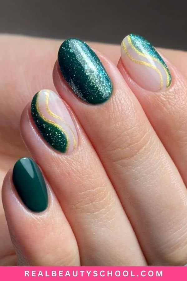 Fall short nails designs shimmery dark green 