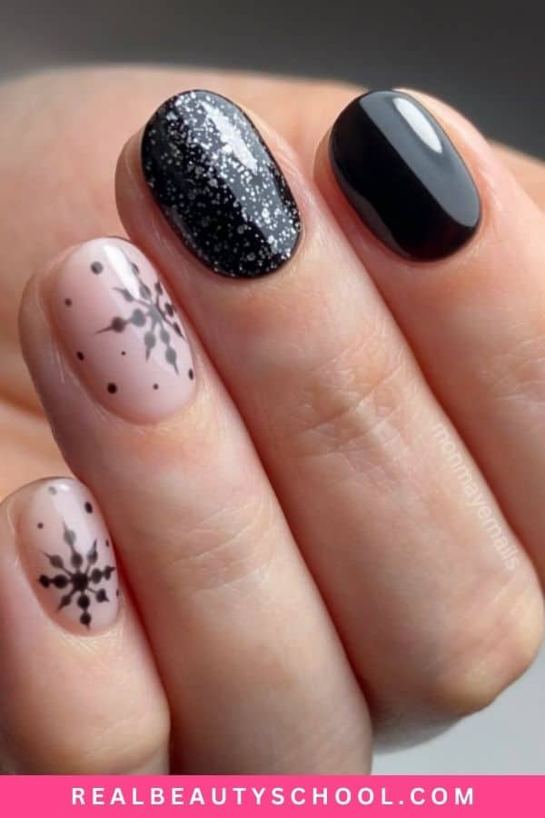 Fall short nails designs black and silver