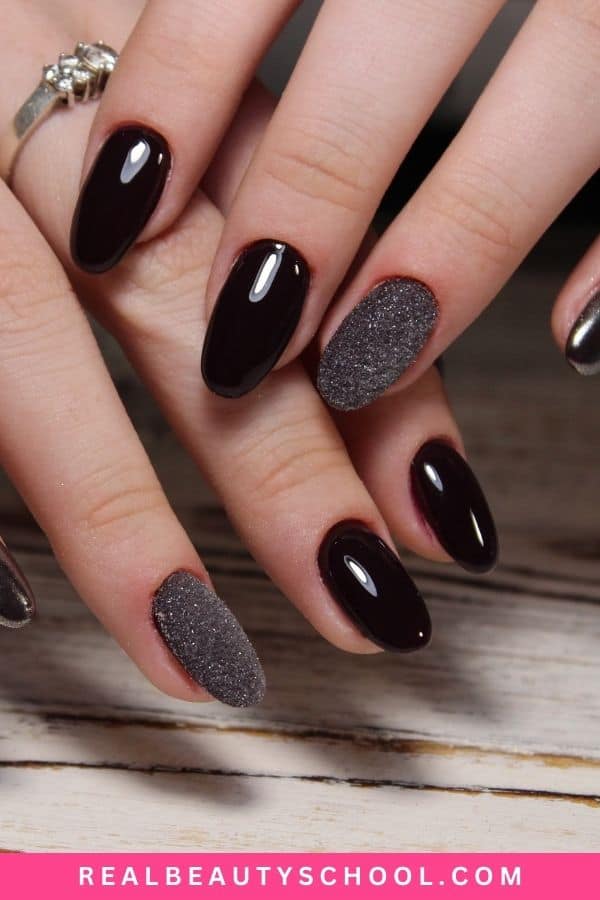 Casual Black High gloss black nails