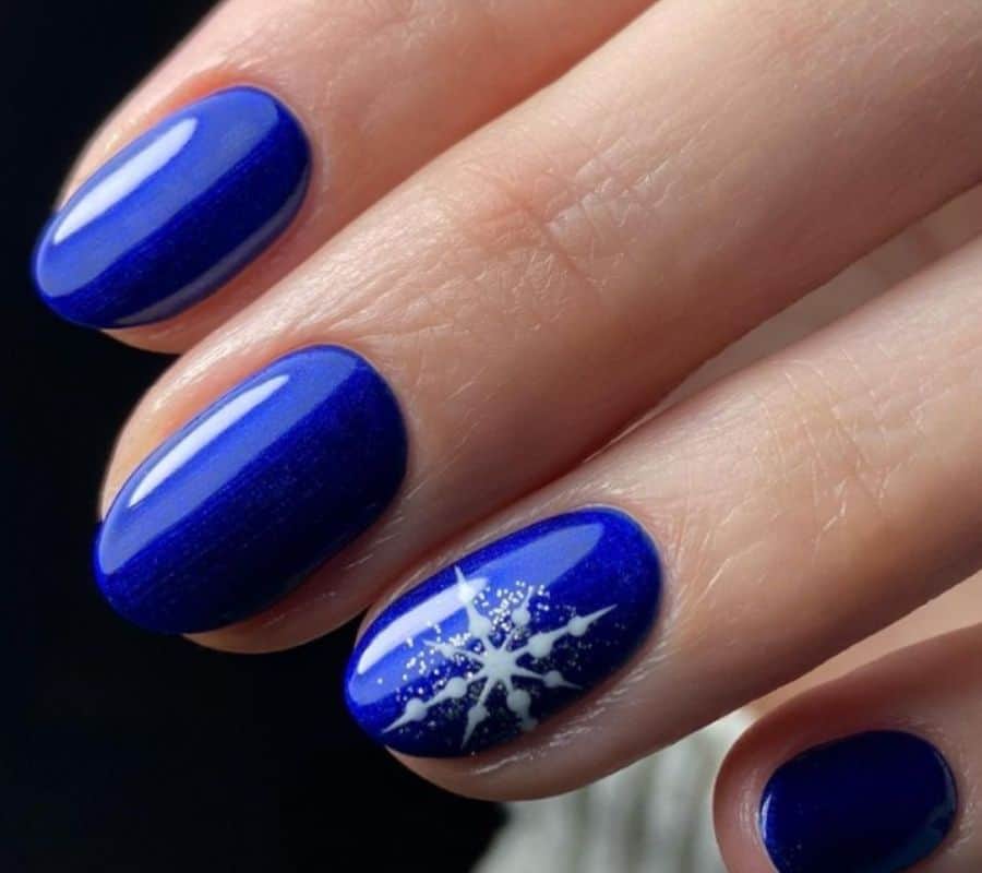 blue winter christmas gel nails