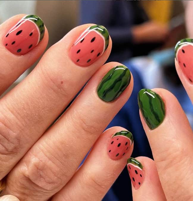 Short watermelon gel nails 