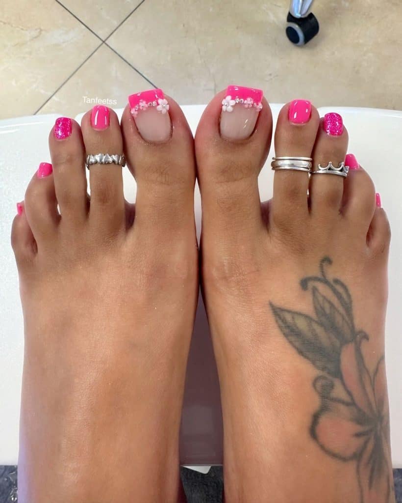 hot pink toe nails