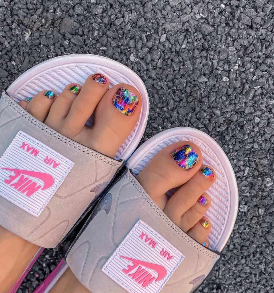 colorful summer toe nails 