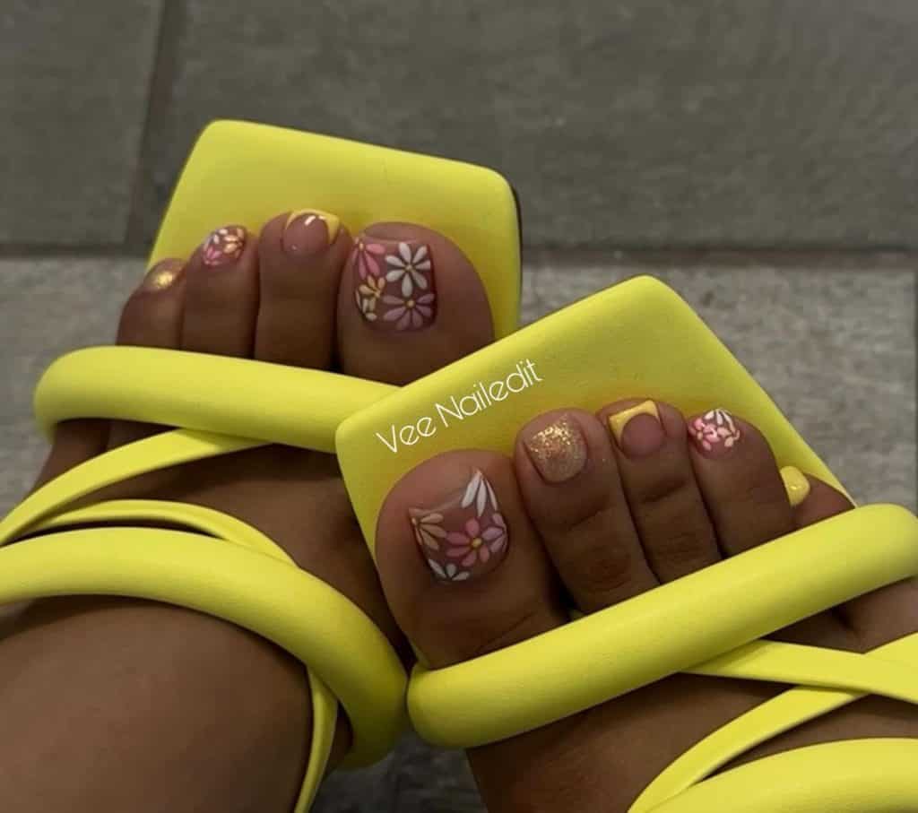 flowers toe nails 