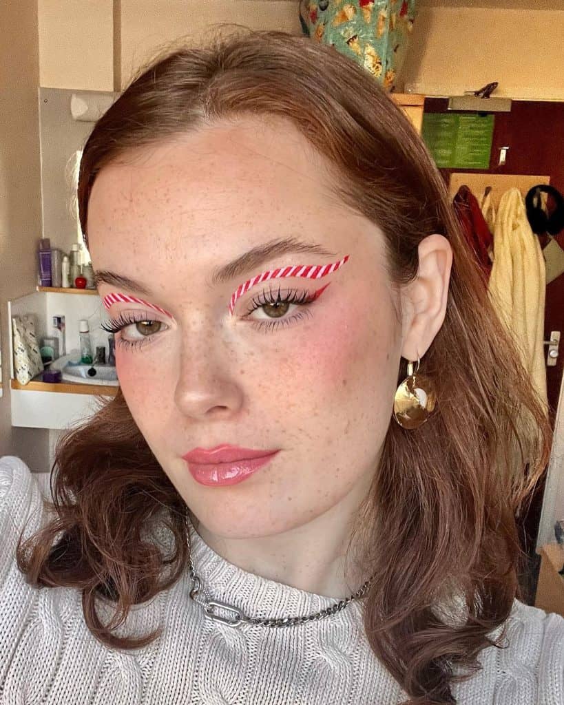 candy cane eyeliner